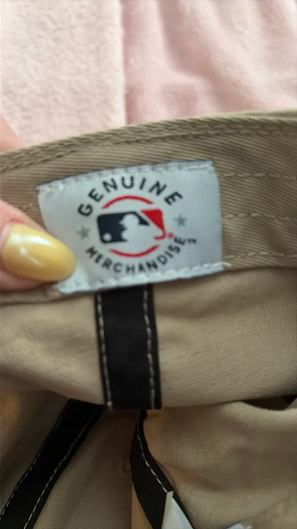 Genuine Merchandise Tan/khaki YANKEE hat - Image 4