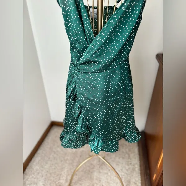 Polly Wrap Mini Dress Polka Dot Ruffle Hem Size 4 Green - Image 7