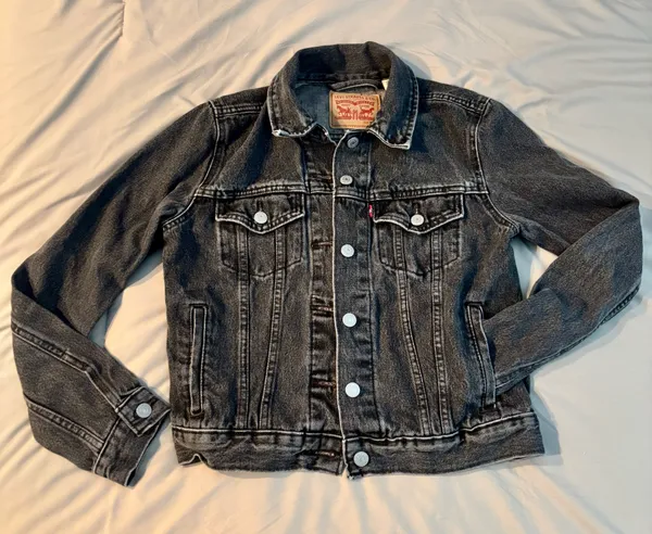 Levi’s Jean Jacket Denim - Image 2