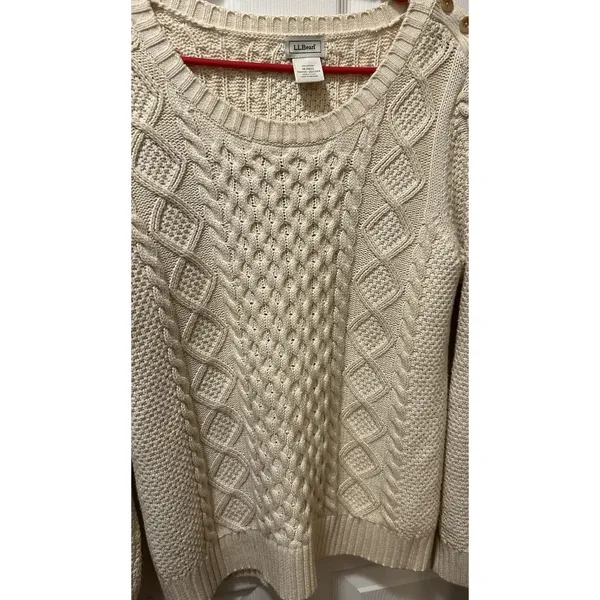 L L Bean Chunky Cable Knit Sweater Cream 3 Button Shoulder Cozycore Size Med. - Image 4