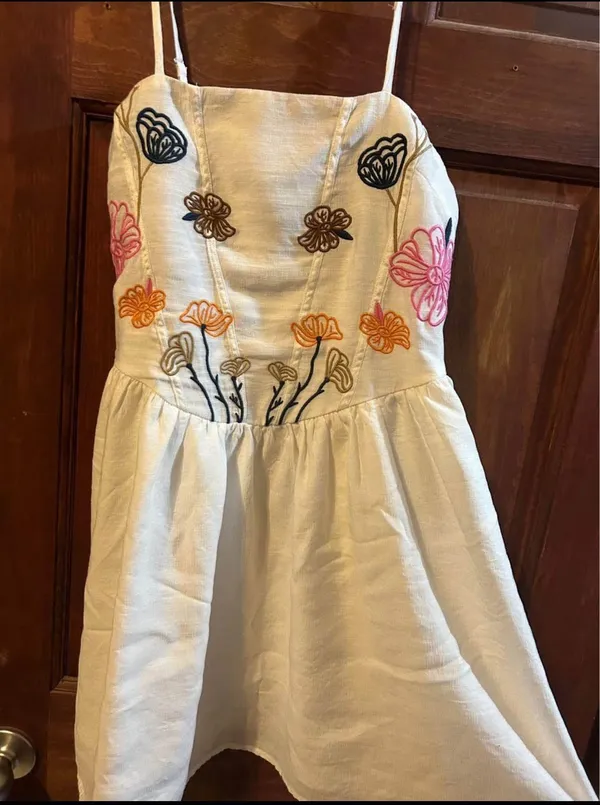 Prómesa White Floral Dress - Image 3