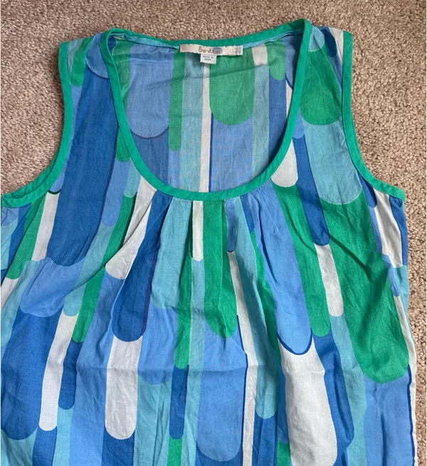 Boden Lightweight Sleeveless Vibrant Multi Colored Pattern Top. Size US 2 - Image 8
