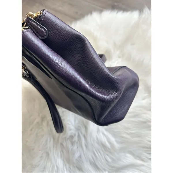 Coach authentic mauve shoulder/ hand bag no strap dark purple color - Image 4