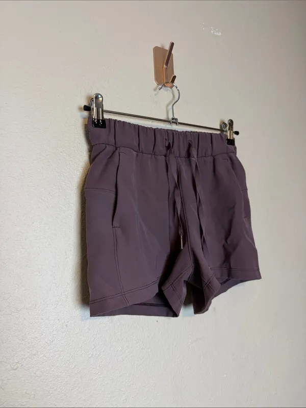 Lululemon On The Fly Short *Woven *2.5" Cherry Cola Size 2 - Image 5