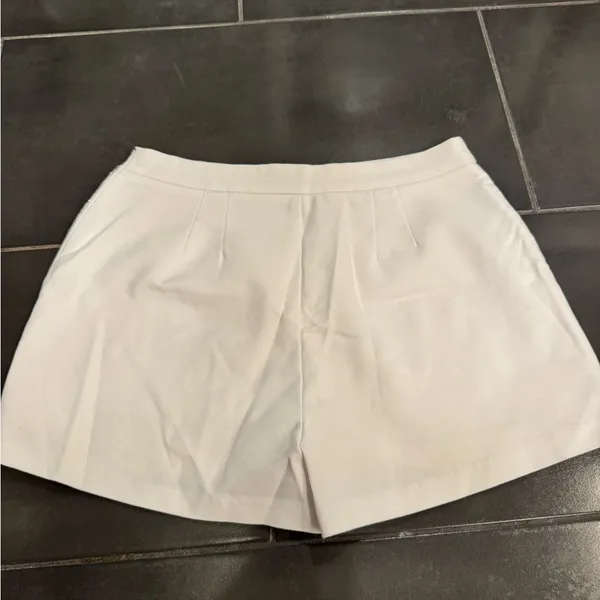English Factory Elegant White Women's Shorts - Image 2