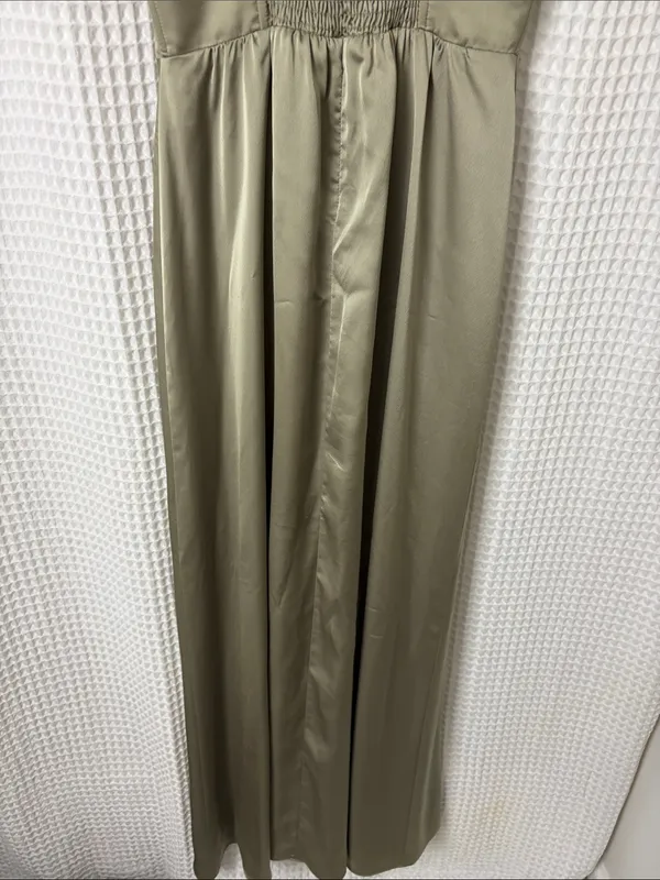 Show Me Your Mumu Nina Maxi Dress in Moss Green Luxe Satin Medium Corset - Image 10
