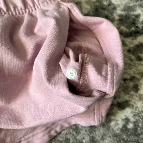 Lululemon Inner Glow High-Rise Short 3" - Image 5