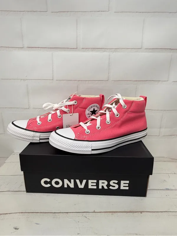 Converse Chuck Taylor All Star Unisex 5.5 M/ 7.5W Lace-Up High-Top Sneakers NIB - Image 4
