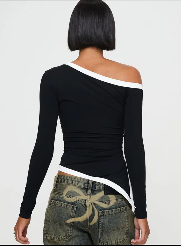 Long Sleeve Off The Shoulder Princess Polly Top - Image 3