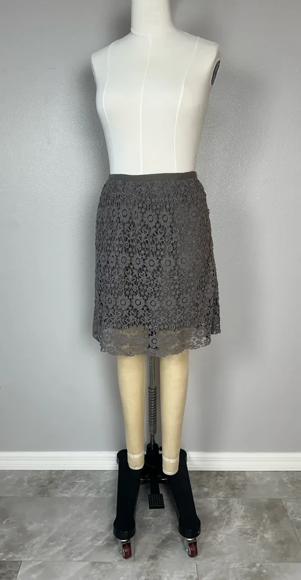Solitaire Ravi Khosla Skirt Size S Cotton Lace Grey Elegant Gothic Crochet Midi Office - Image 5