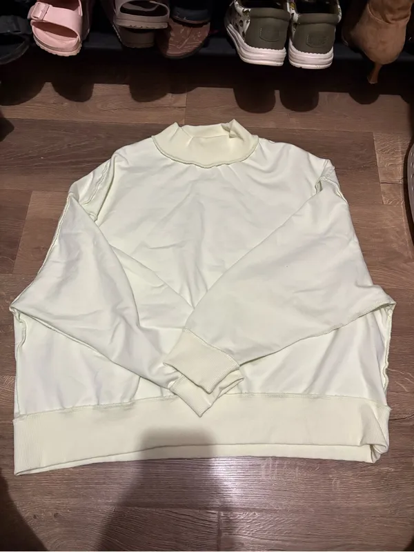 Womens Light Green Mock Neck Sweatshirt & Shorts Set - Image 2