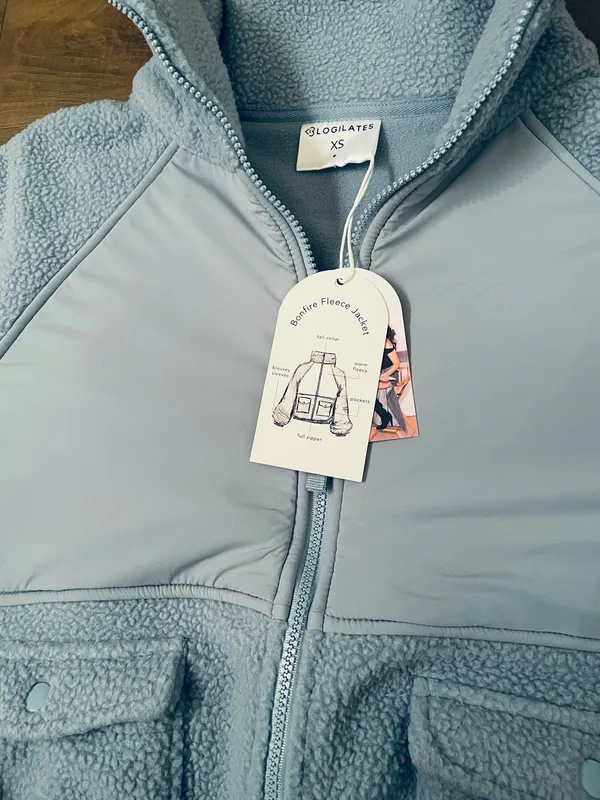 NWT! Blogilates Women's Bonfire Fleece Full Zip Jacket - Light Blue Size XS - Image 4