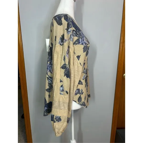 Free People taupe blue floral ballon sleeve‎ thermal XS BIN P - Image 3