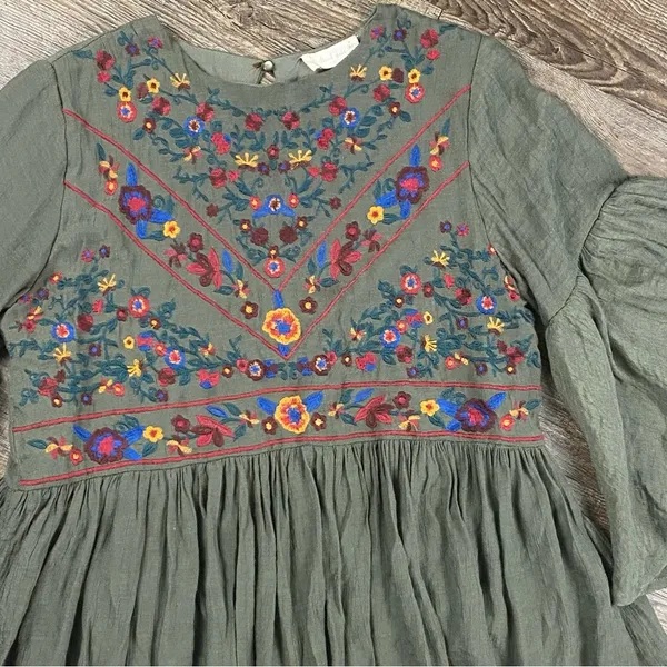 Altar’d State Tunic Top Women Olive Green Floral Embroidered Flowy Ballon Sleeve - Image 3