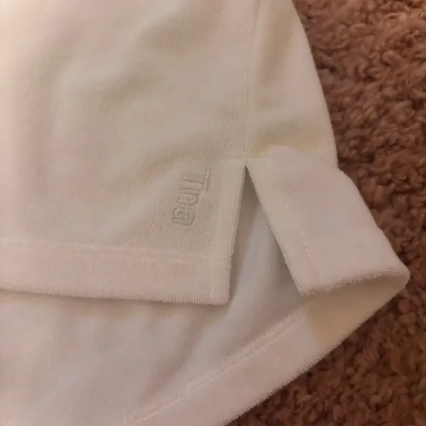 Aritzia Tna Newcastle Shirt Terrycloth White Women’s Medium Cozy Short Sleeve - Image 9