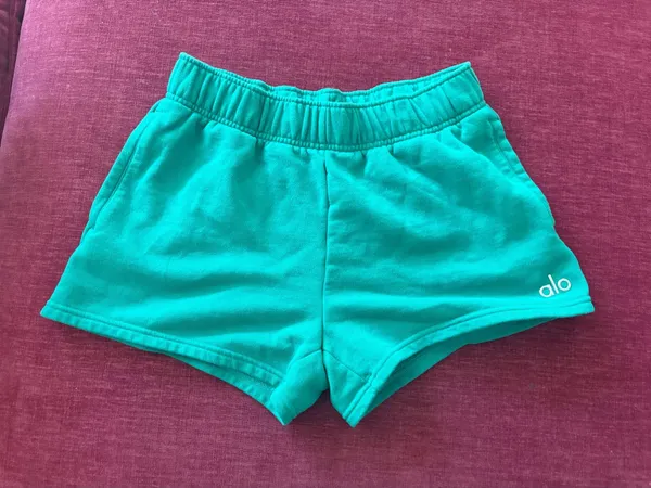 Alo Yoga Green Shorts Very Rare Color  - Image 2
