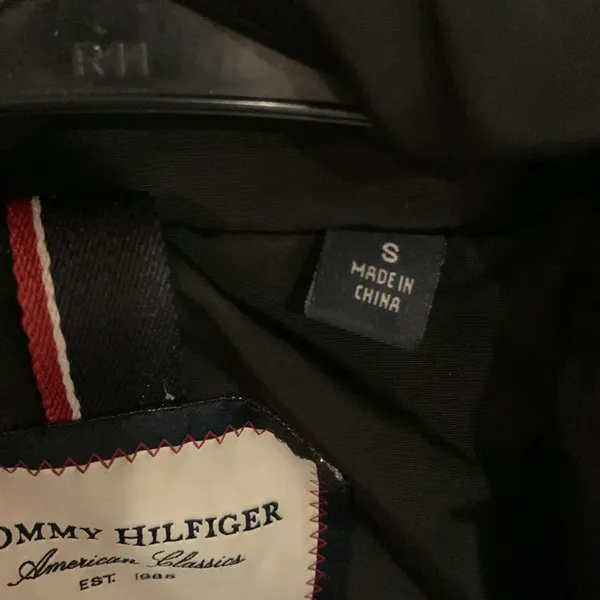 Tommy Hilfiger long black jacket EUC - Image 8