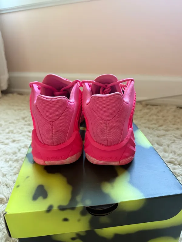 Giannis Freak Nike Basketball Shoes - Image 5