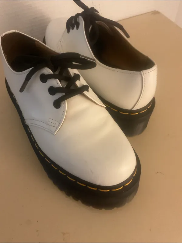 Dr. Martens women White Leather Platform Oxfords smooth shoesUS 6 - Image 6