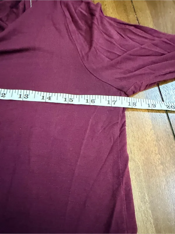 White House Black Market Burgundy Embellished V-Neck Chiffon Hem Top M - Image 9