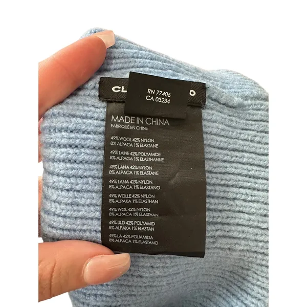 Club‎ Monaco Light Blue Knit ribbed Beanie wool alpaca One size - Image 3