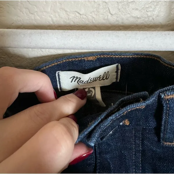 MADEWELL 90’s High‎ Rise Straight Size 26 in Norman Wash Dark Wash Blue - Image 6
