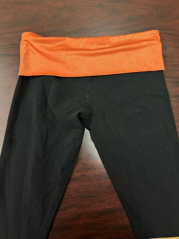 PINK Victoria’s Secret Virginia Tech Foldover Black Yoga Size Medium - Image 4