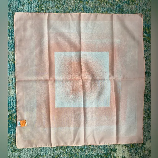 Vintage dead stock NWT Pink Italian made square head neck wrap scarf - Image 5