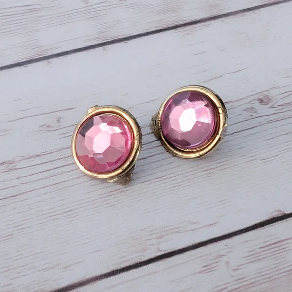 Vintage Clip On Earrings Pink & Gold Tone - Condition Issues - Image 3