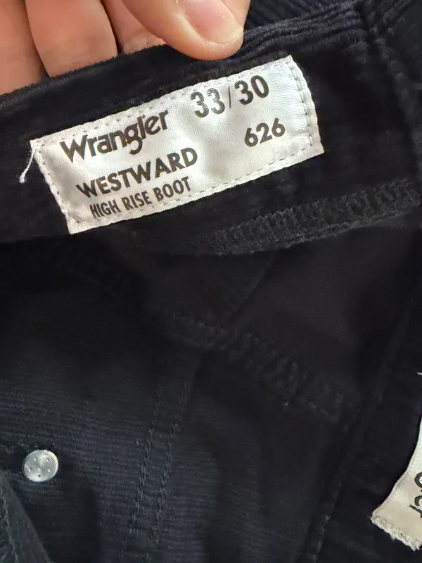 Wrangler Westward 626 Women’s 33x30 High Rise Bootcut Corduroy Pants Black - Image 2