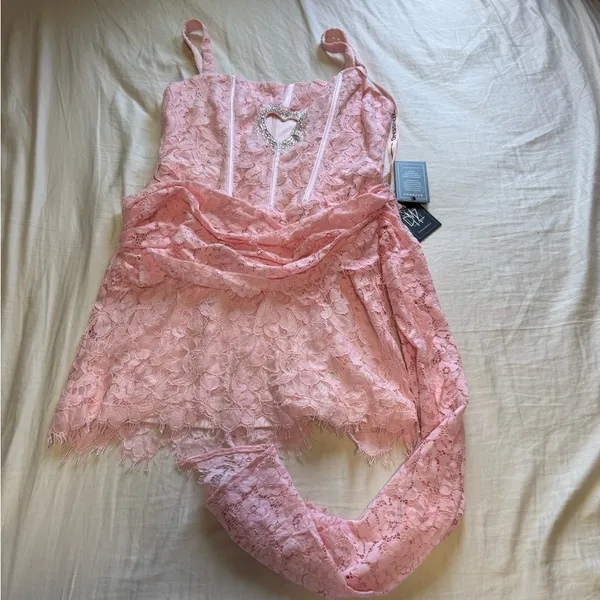 Dressmezee - TASTE OF LOVE HEART CUT OUT LACE MINI DRESS - PINK - Image 6