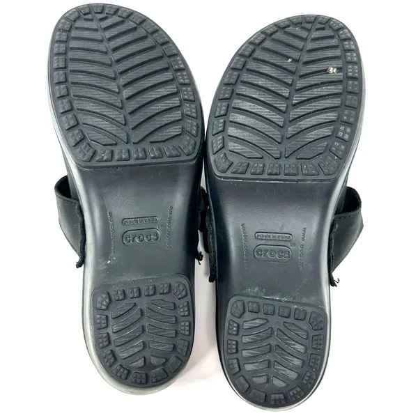 Crocs‎ Size 7 Slip On Clogs Black Style 15513 2.5 in Heel Silver Buckle Comfort - Image 6