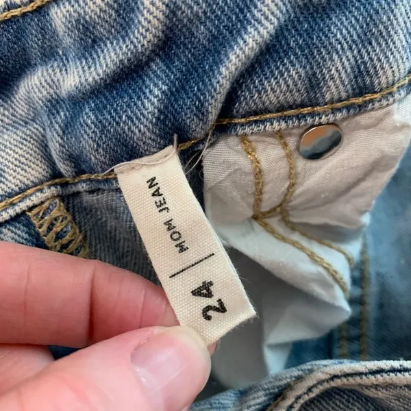 Pacsun Mom Jeans Womens‎ Size 24 Distressed Ripped Light Wash Denim High Rise - Image 4