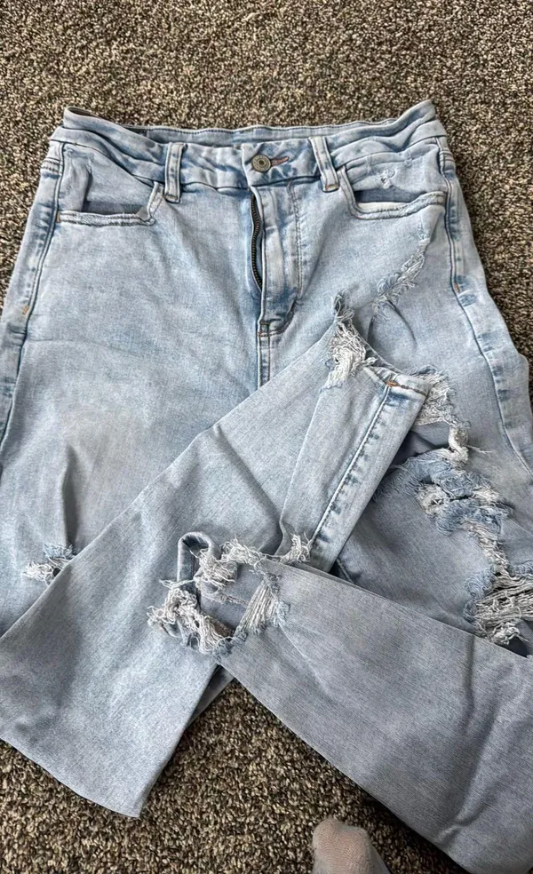 American Eagle Outfitters Jeans - Image 3