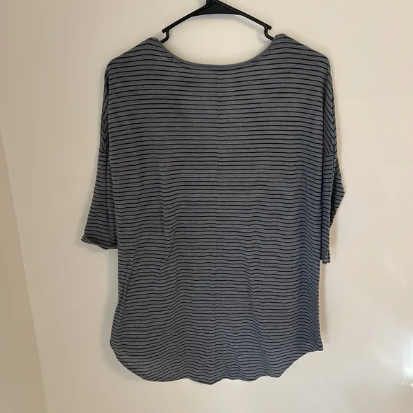 American Eagle AE‎ Women's Jegging T 3/4 Sleeves Gray Striped Casual Size Medium - Image 2