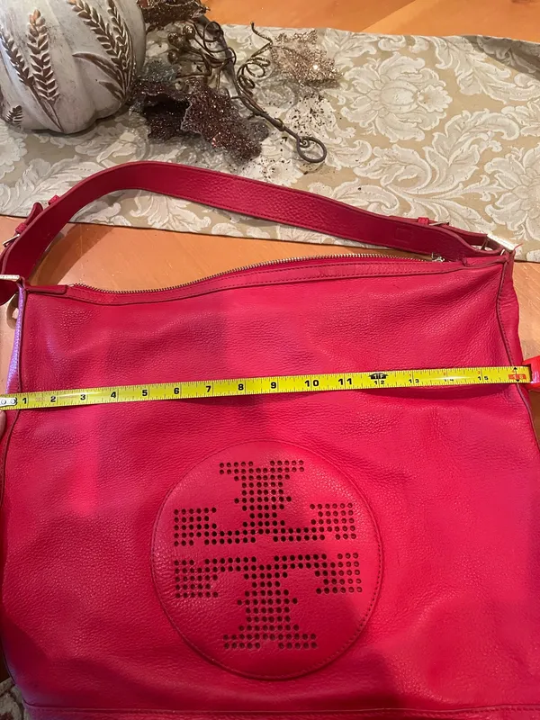 Tory Burch Beautiful Red Leather TB large hobo bag - Image 6