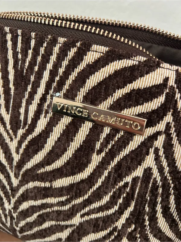 NEW Vince Camuto Brown Textured Zebra Print Large Makeup Cosmetic Pouch Bag - Image 5