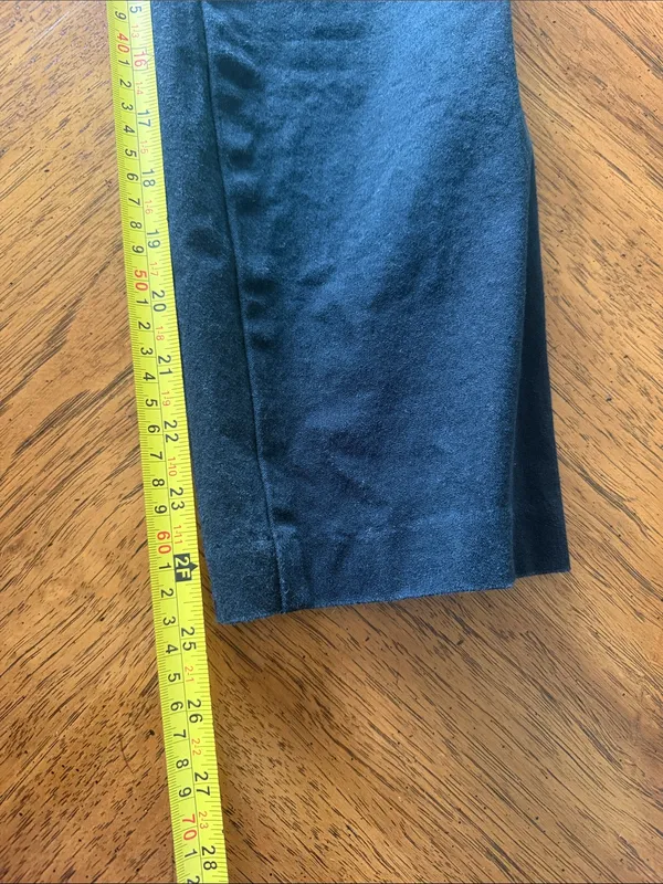 Old Navy Pixie Maternity Pants - Image 6