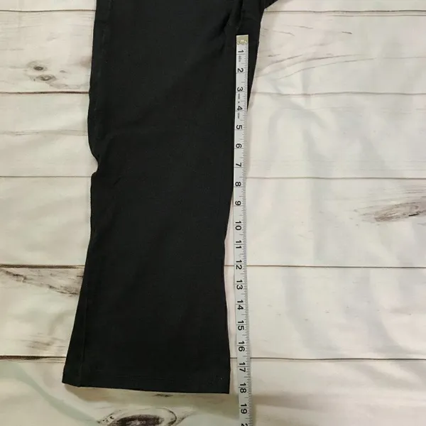Lucy Power Max Women's Black Capri Pants Size S/P - Image 8