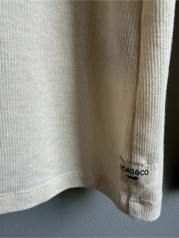 Toad&Co Piru Long Sleeve Henley Ecru Off White Cream Ribbed Top NWOT Size Medium - Image 5