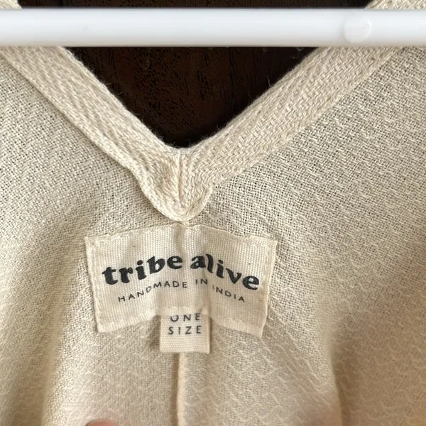 Like New Anthropologie Tribe Alive Fringed Poncho Top One Size - Image 6