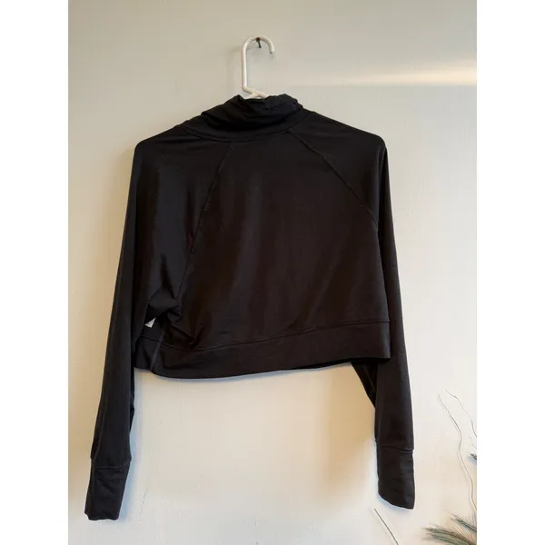 Vuori Womens Black Cropped Funnel Neck Drawstring‎ Pullover Raglan Sweatshirt - Image 3
