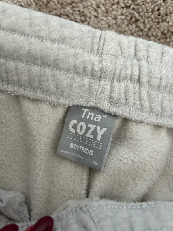 Aritzia TNA sweatpants  - Image 2