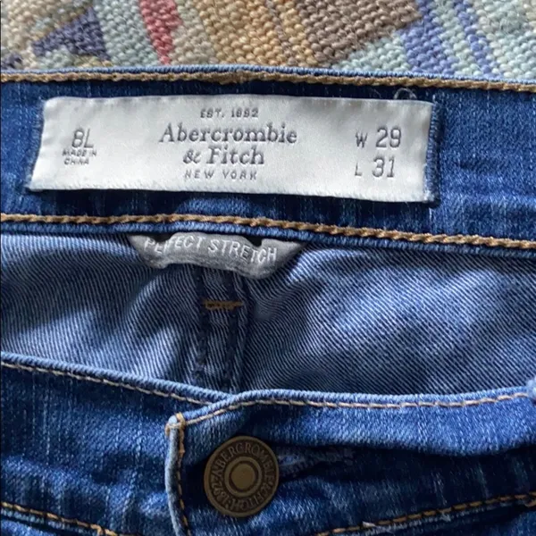 A&F tapered jean - Image 2