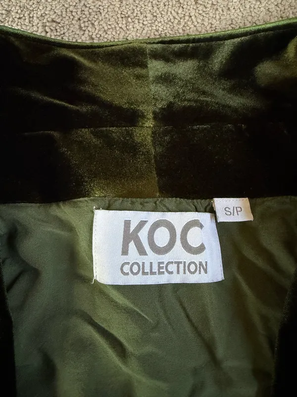 KOC Collection Olive Green Velvet Blazer – Size S - Image 4