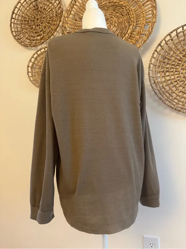 Button Front Waffle Knit Shacket in Olive Brown Size XL - Image 4