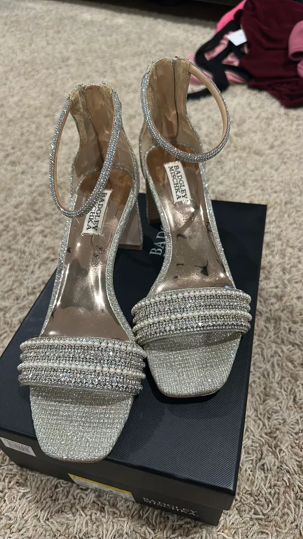 Badgley Mischka Heels - Image 4