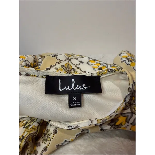Lulu’s Dandelion Medallion Floral Shift Dress Yellow Artsy Size Small - Image 5