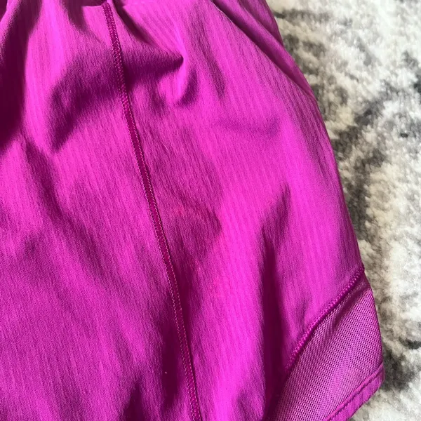 Lululemon Hotty Hot Short II *2.5" - Image 7