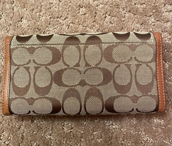 Coach brown logo wallet - Image 2